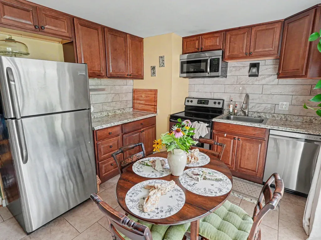 2136 Champagne Drive Ann Arbor City MI 48108