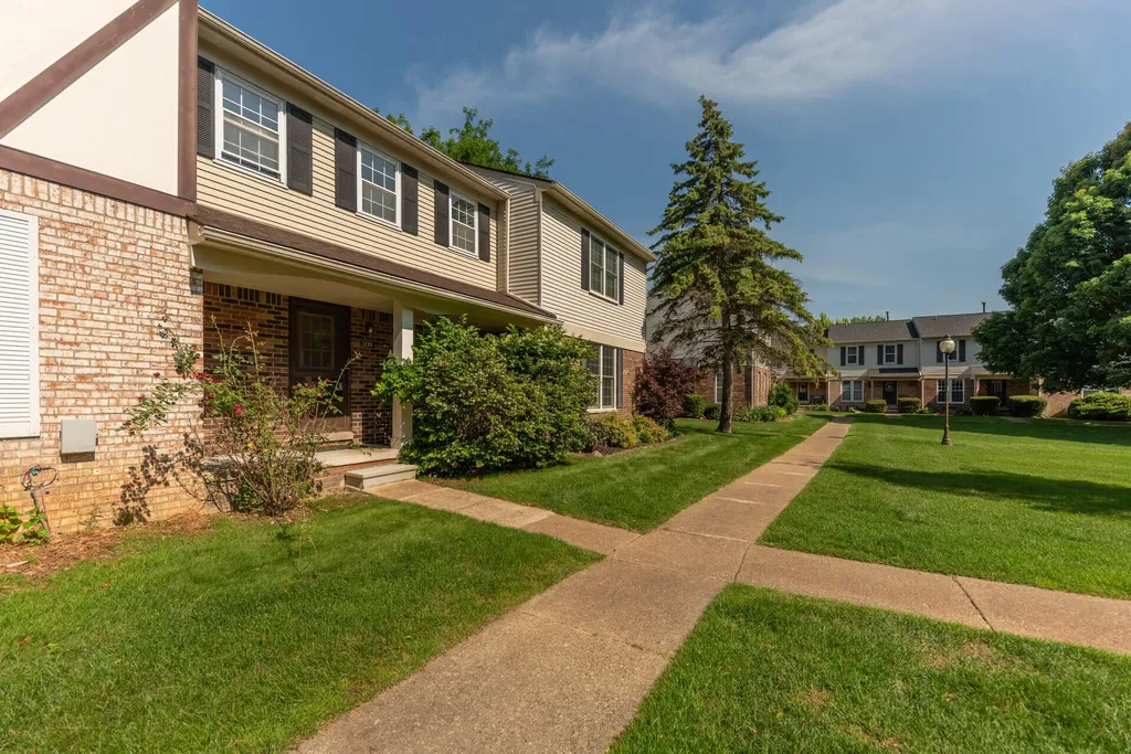3286 Alpine Drive Ann Arbor City MI 48108