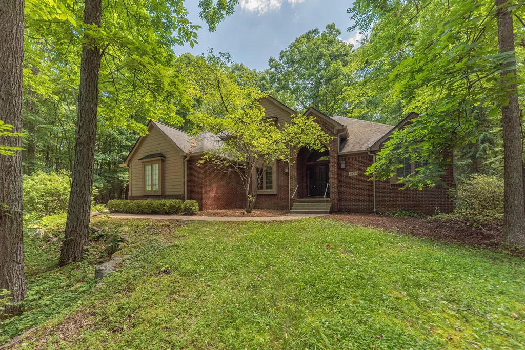 7421 Black Forest Drive Webster Township MI 48130