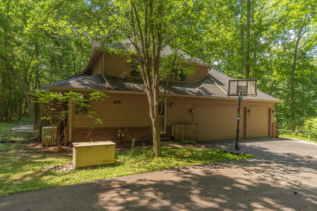 7421 Black Forest Drive Webster Township MI 48130