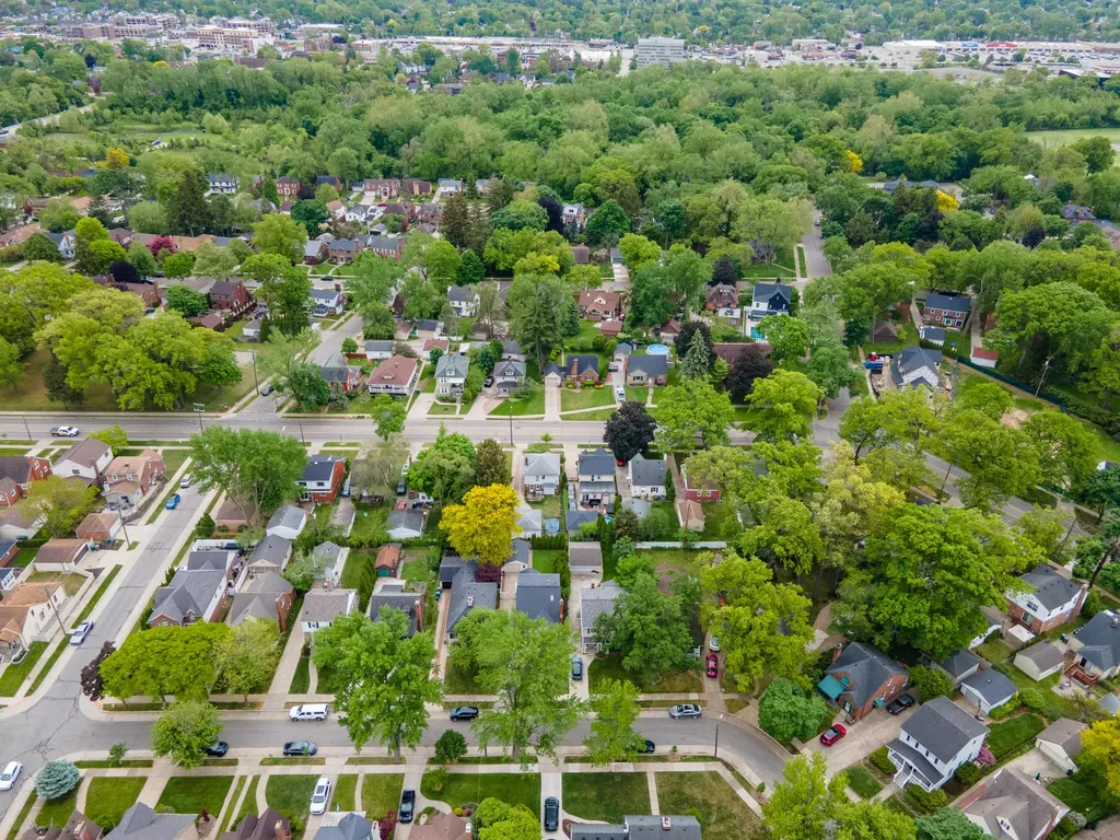 22845 Wellington Street Dearborn City MI 48124