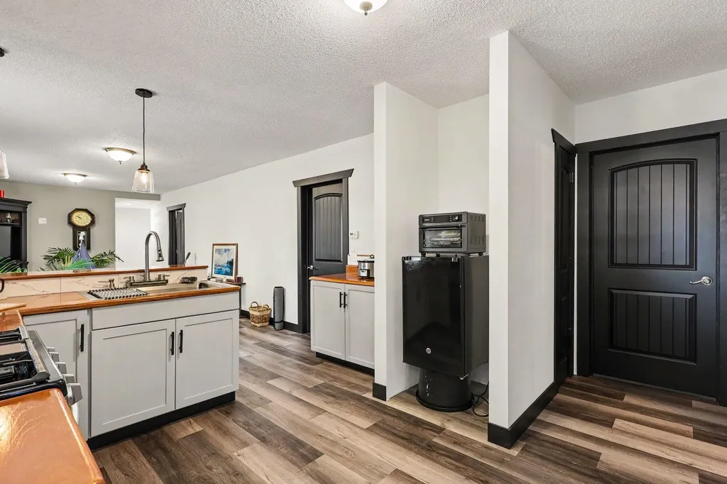 686 Marquette Avenue Muskegon City MI 49442