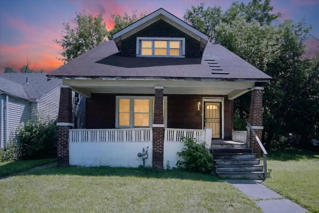 18954 Hickory Street Detroit City MI 48205