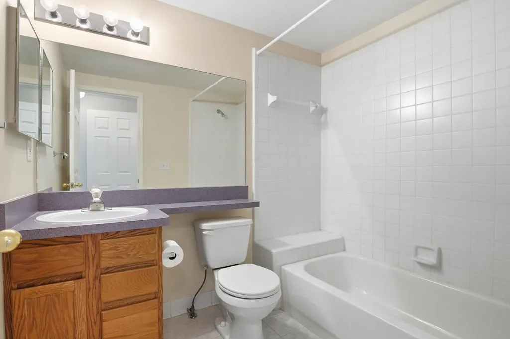 7492 Green Meadow Lane Canton Charter Township MI 48187