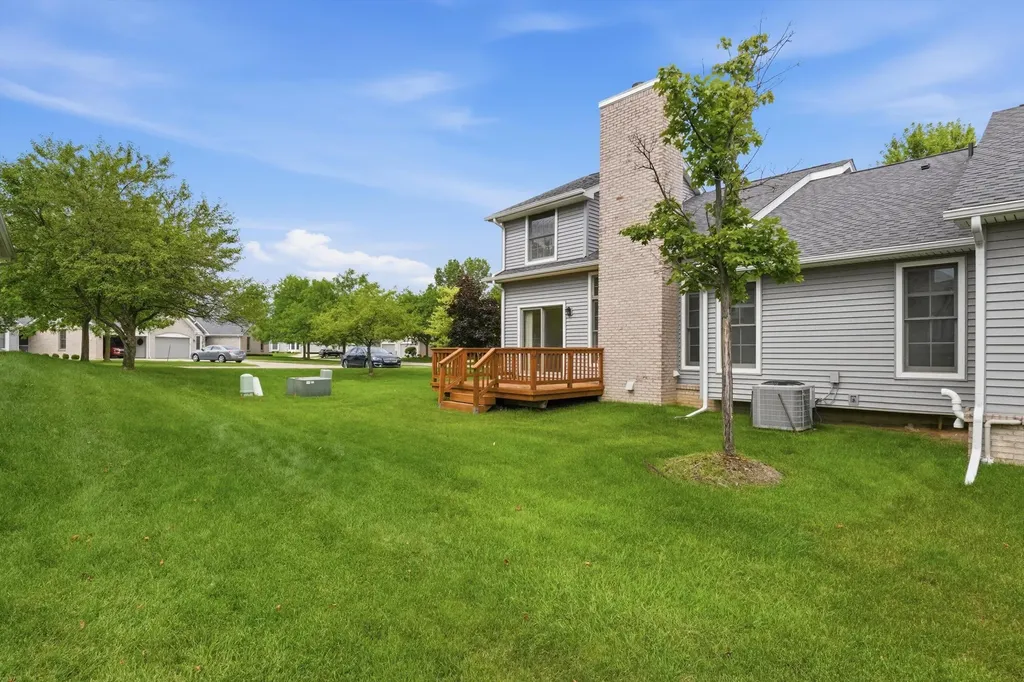 7492 Green Meadow Lane Canton Charter Township MI 48187