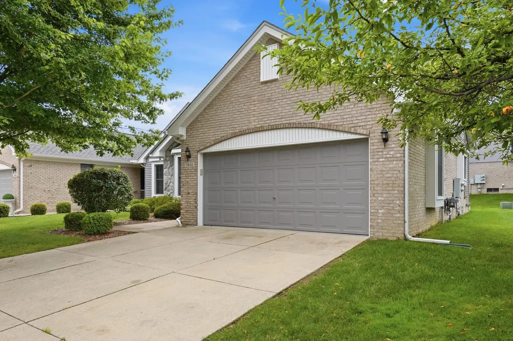 7492 Green Meadow Lane Canton Charter Township MI 48187