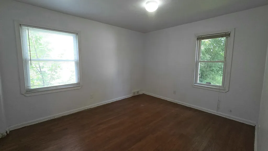 12618 W Outer Drive W Detroit City MI 48223