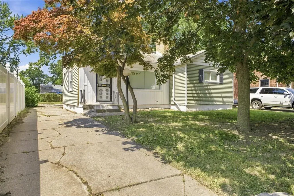 5727 University Place Detroit City MI 48224