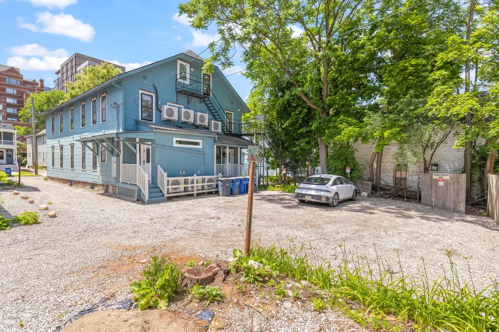 507 E Ann Street Ann Arbor City MI 48104