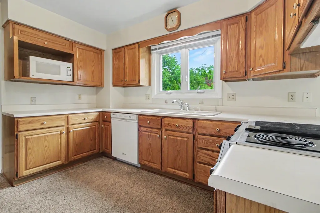 2043 Winsted Boulevard Ann Arbor City MI 48103