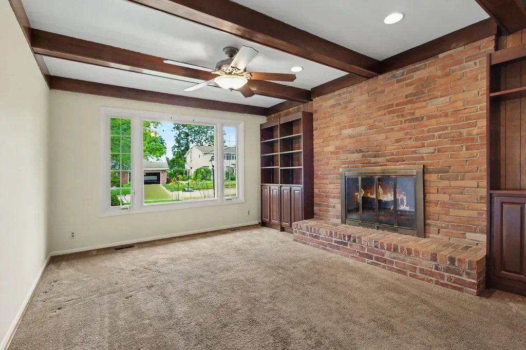 2043 Winsted Boulevard Ann Arbor City MI 48103