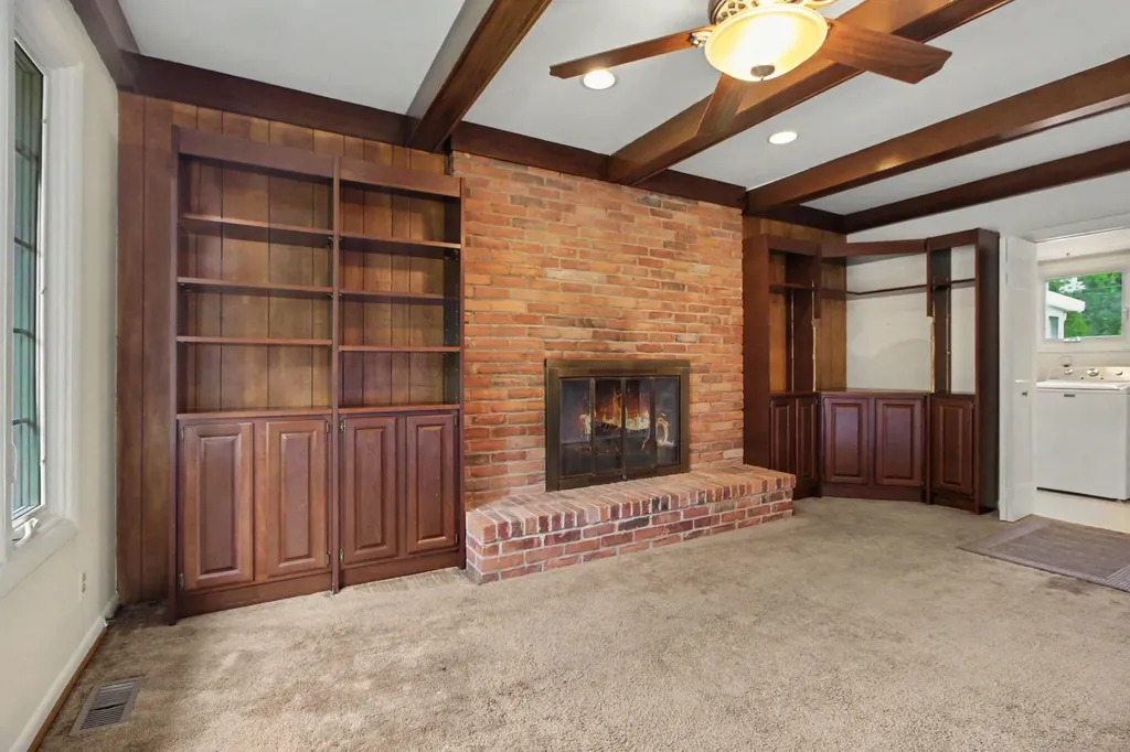 2043 Winsted Boulevard Ann Arbor City MI 48103