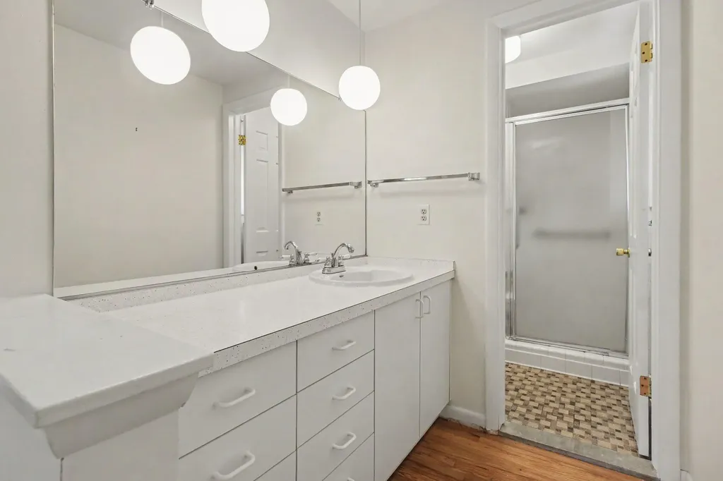 2043 Winsted Boulevard Ann Arbor City MI 48103