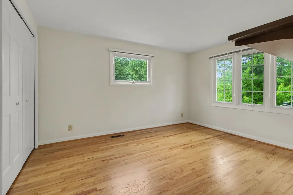 2043 Winsted Boulevard Ann Arbor City MI 48103
