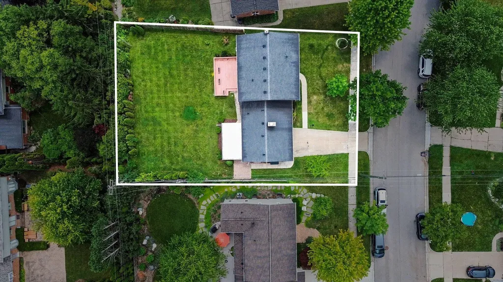 2043 Winsted Boulevard Ann Arbor City MI 48103