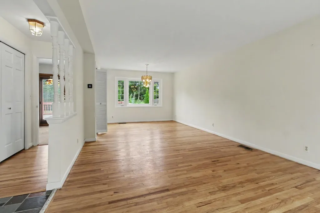 2043 Winsted Boulevard Ann Arbor City MI 48103