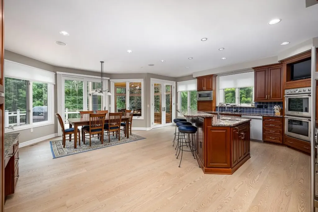 2141 Autumn Hill Drive Scio Township MI 48103