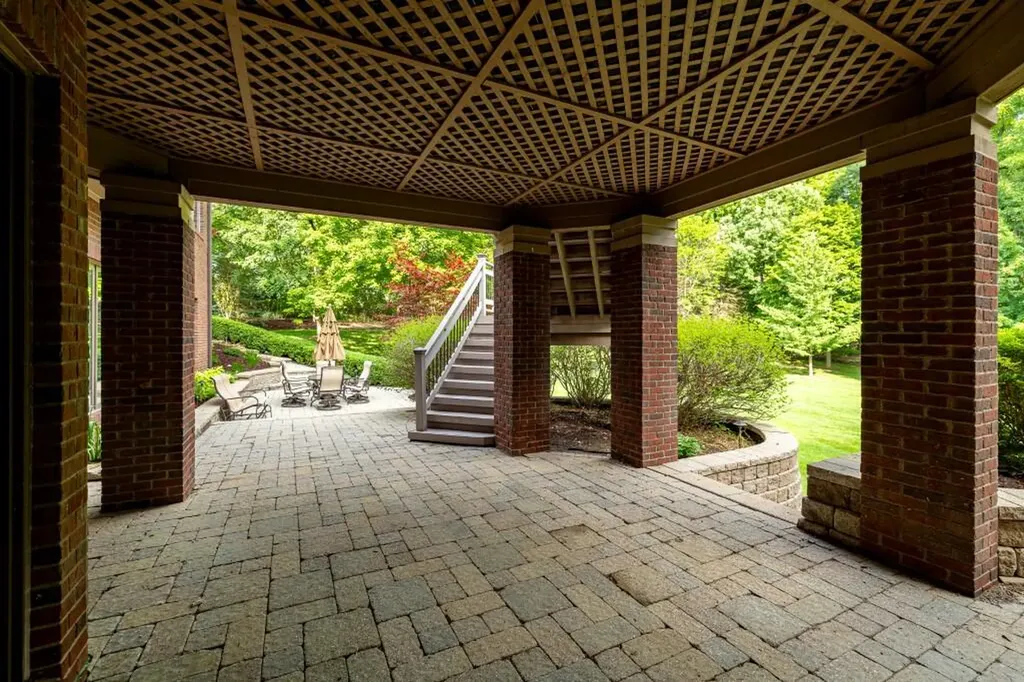 2141 Autumn Hill Drive Scio Township MI 48103