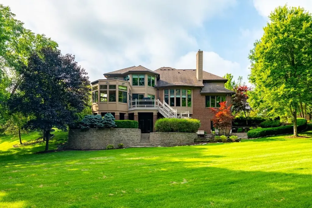 2141 Autumn Hill Drive Scio Township MI 48103