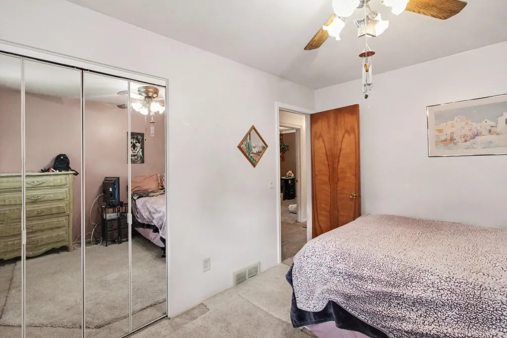 15809 Woodworth Redford Charter Township MI 48239