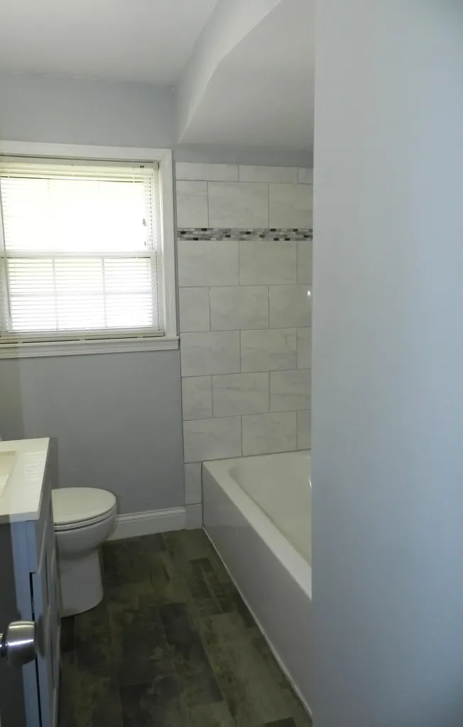 4318 Adams Circle Wayne City MI 48184