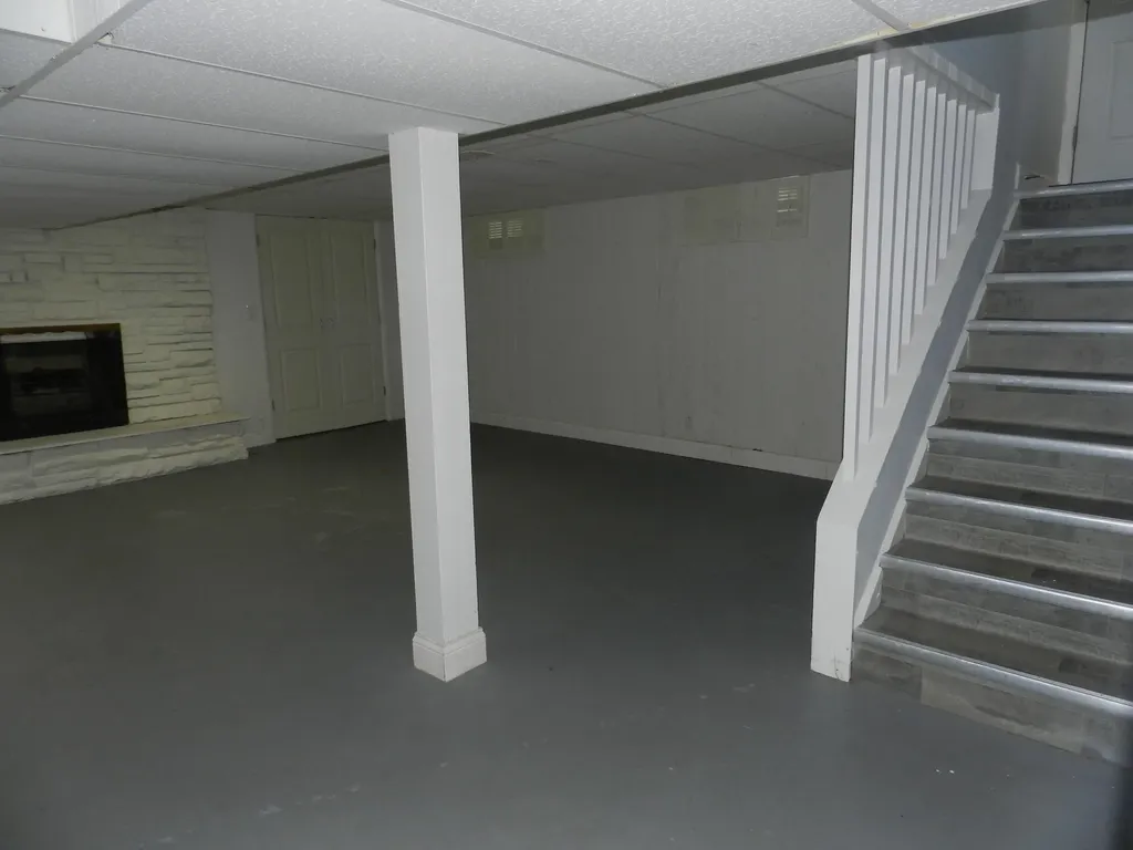 4318 Adams Circle Wayne City MI 48184