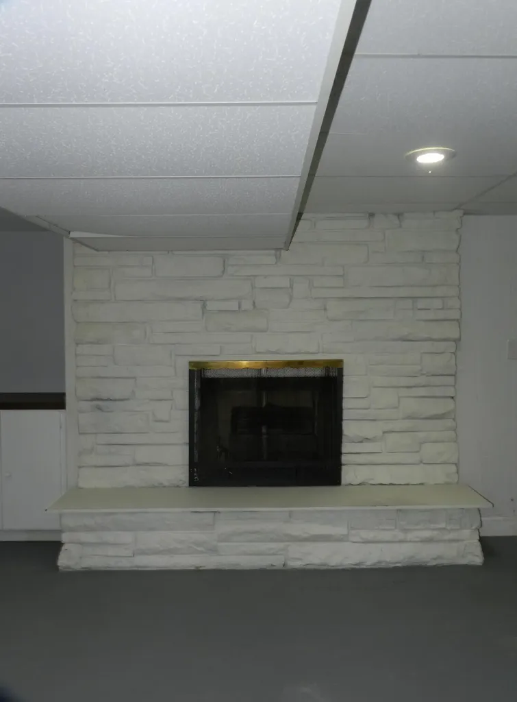 4318 Adams Circle Wayne City MI 48184