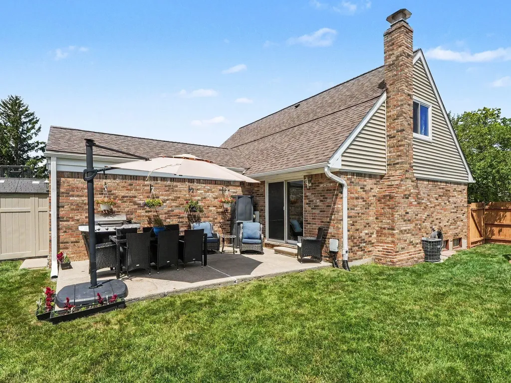 43739 Verdun Court Canton Charter Township MI 48188