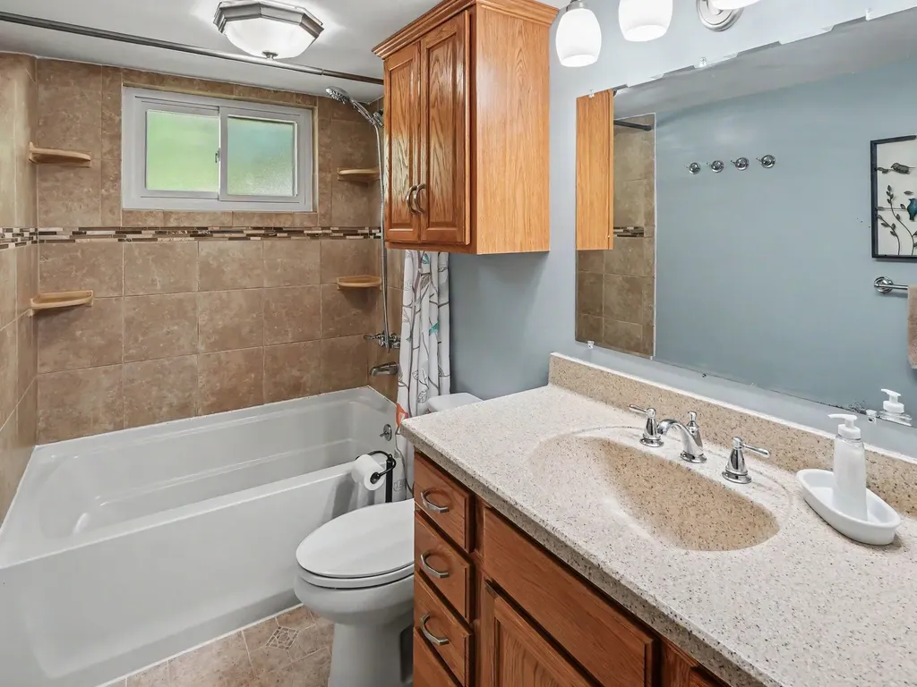43739 Verdun Court Canton Charter Township MI 48188