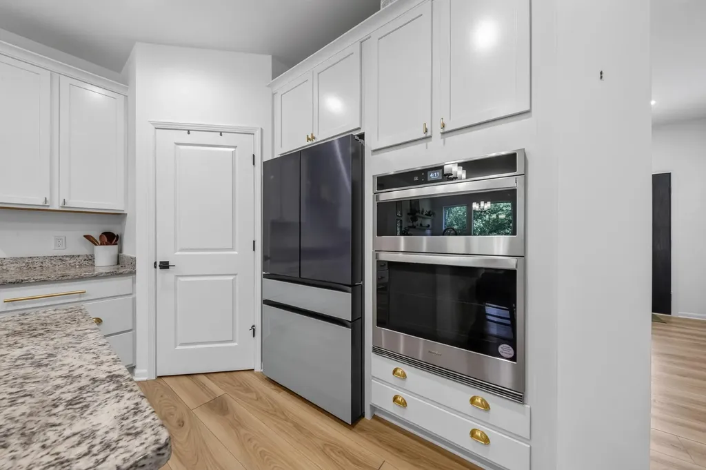 50388 Hedgewood Drive Canton Charter Township MI 48187