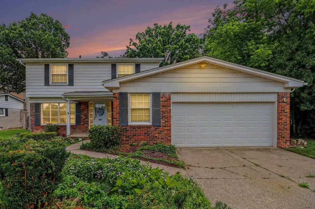 16360 E Rutherland Street E Southfield City MI 48076