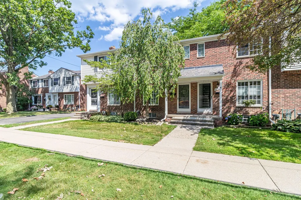 22960 Marter Road St. Clair Shores City MI 48080