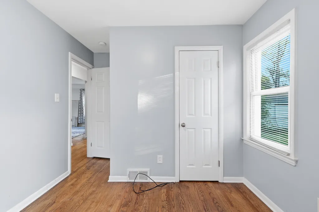 19353 Denby Street Redford Charter Township MI 48240