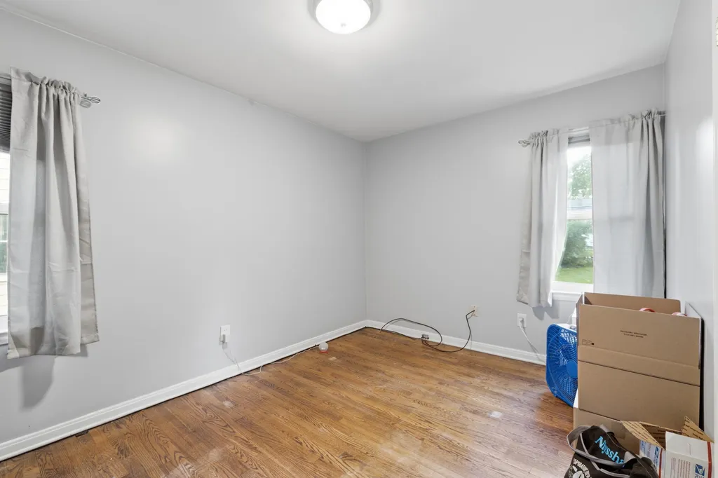 19353 Denby Street Redford Charter Township MI 48240