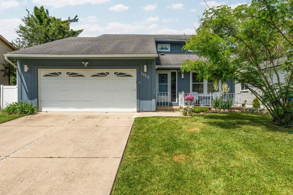1953 Andover Drive Superior Charter Township MI 48198