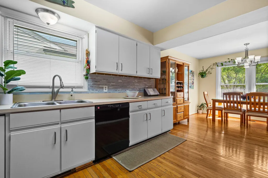 1953 Andover Drive Superior Charter Township MI 48198