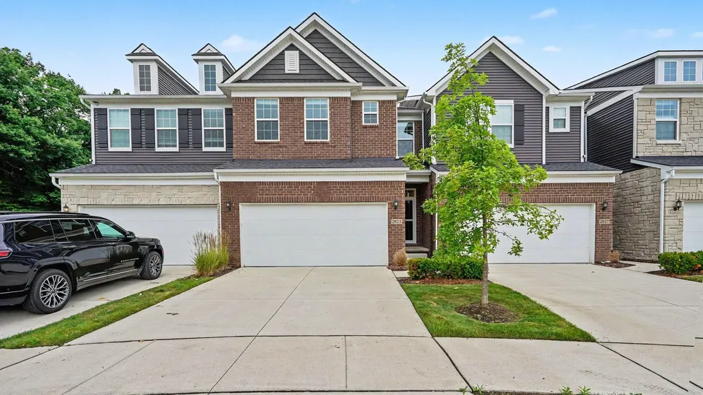 2823 Willow Court Pittsfield Charter Township MI 48108