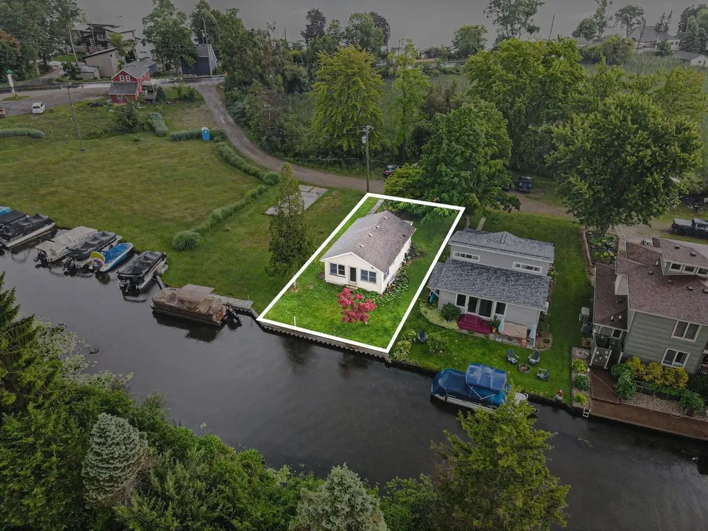 9405 Linck Drive Dexter Township MI 48169