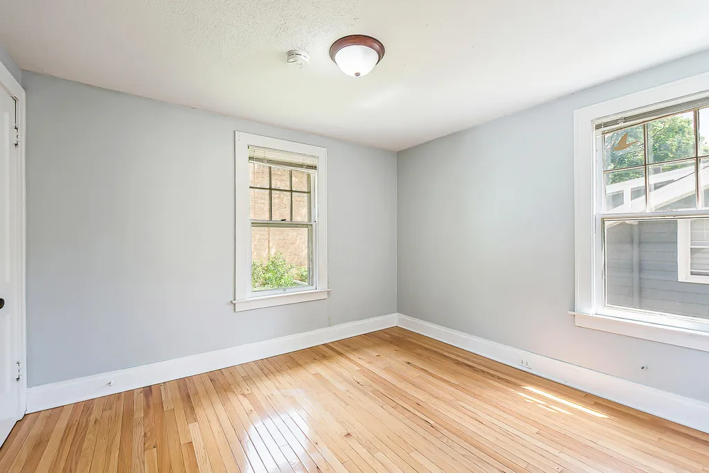 215 Buena Vista Avenue Ann Arbor City MI 48103
