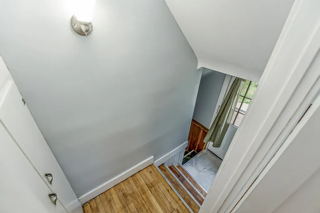 215 Buena Vista Avenue Ann Arbor City MI 48103