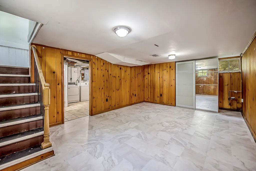 215 Buena Vista Avenue Ann Arbor City MI 48103
