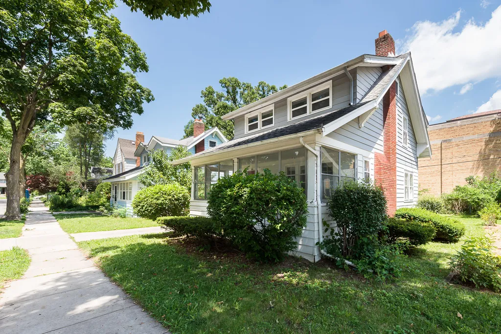 215 Buena Vista Avenue Ann Arbor City MI 48103