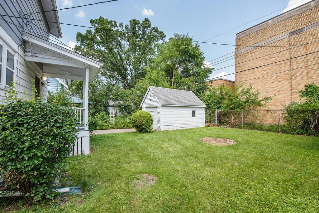 215 Buena Vista Avenue Ann Arbor City MI 48103