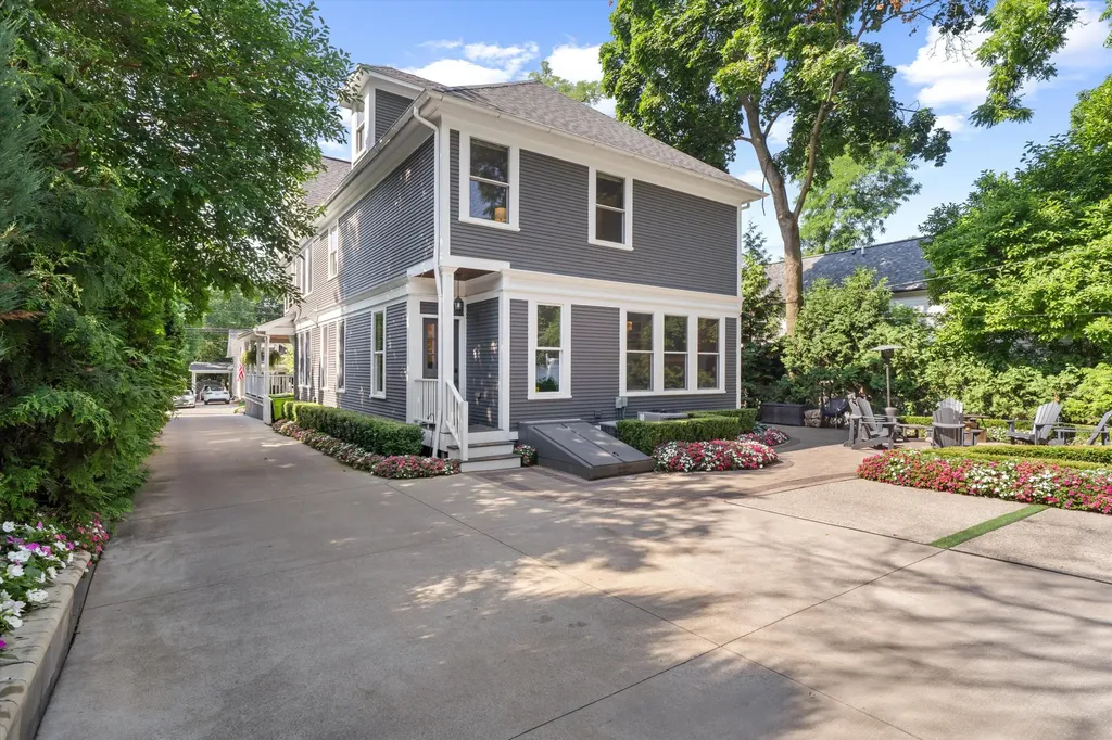 530 W Main Street Northville City MI 48167