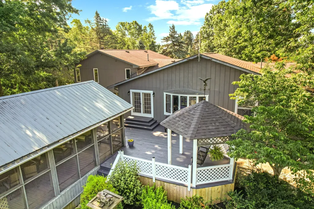 1440 Day Road York Charter Township MI 48160