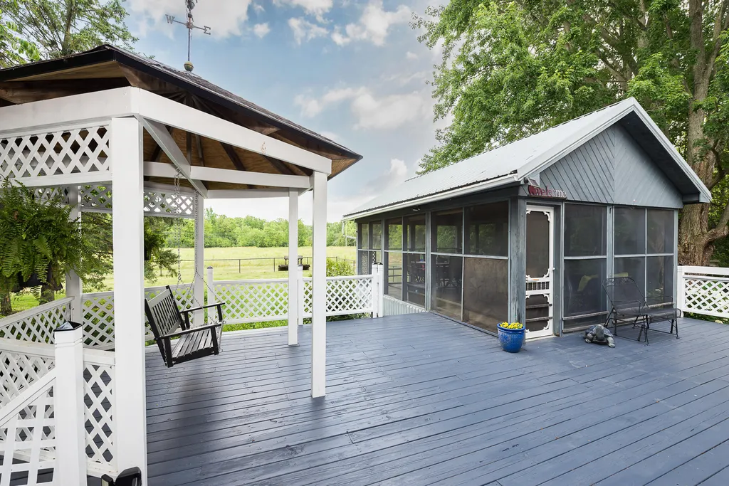 1440 Day Road York Charter Township MI 48160