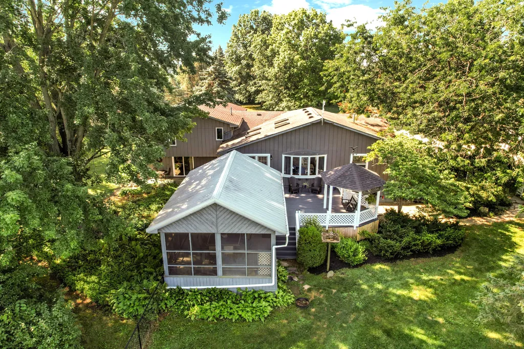 1440 Day Road York Charter Township MI 48160