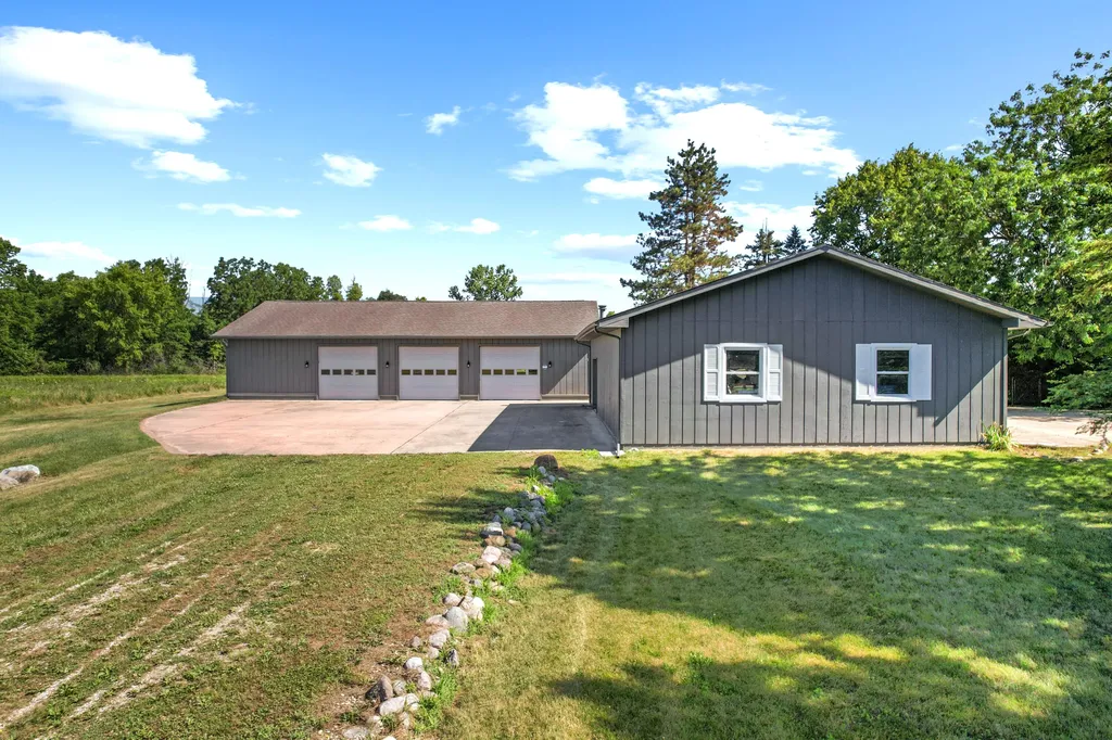 1440 Day Road York Charter Township MI 48160