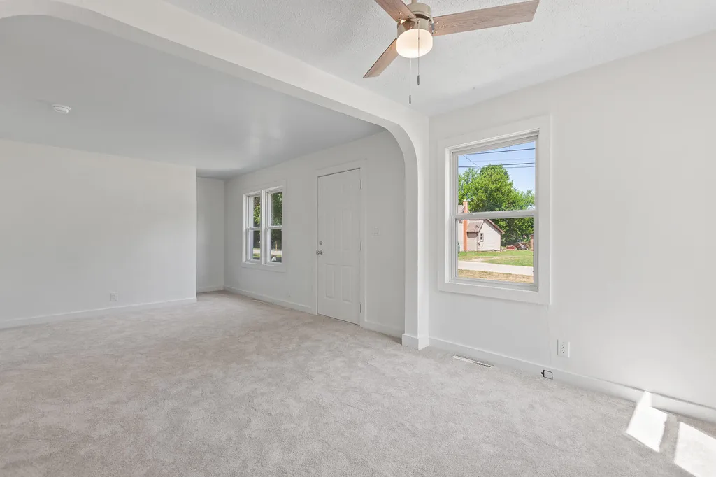 1055 Loren Road Adrian Township MI 49221