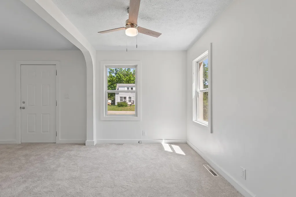 1055 Loren Road Adrian Township MI 49221